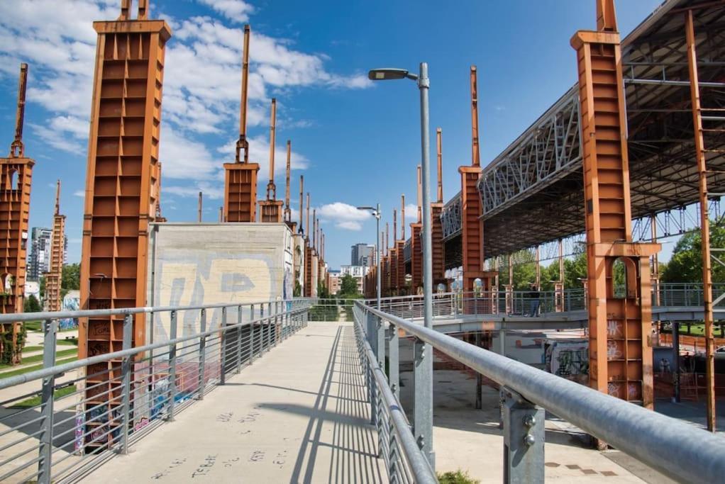 Апартаменти Dora Park-Porta Susa Private Parking&Netflix Турин Екстер'єр фото
