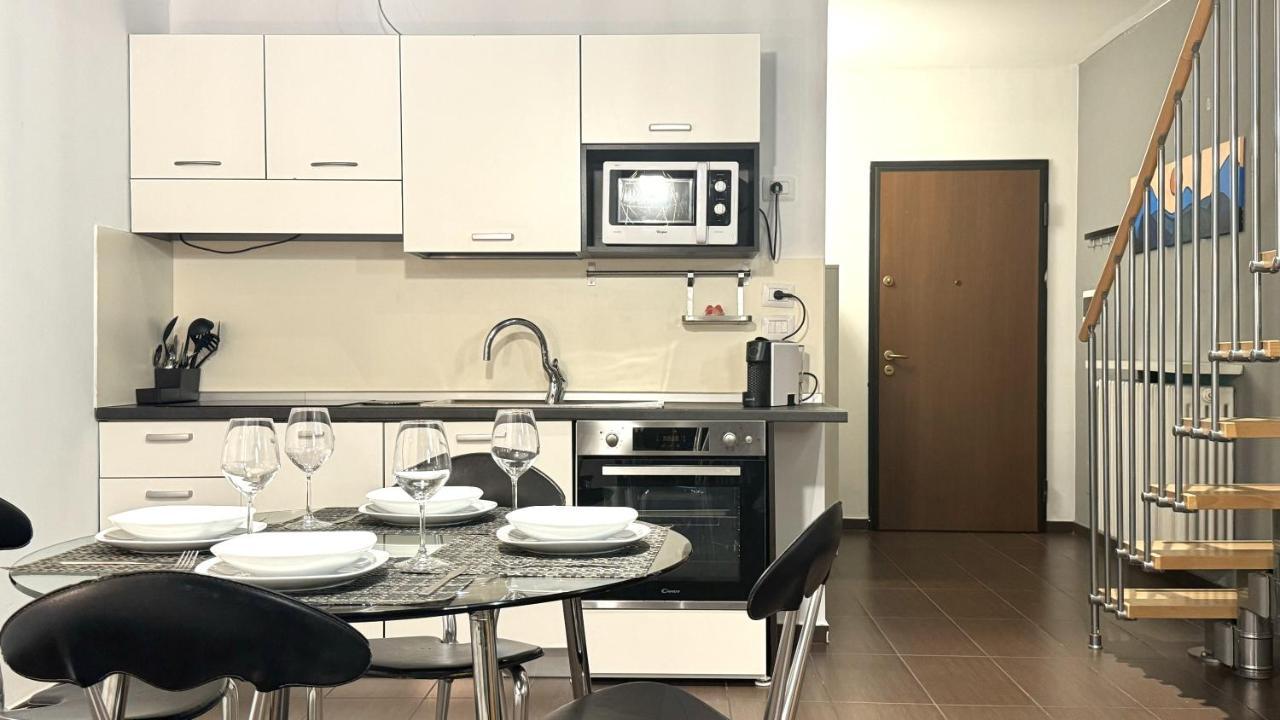 Апартаменти Dora Park-Porta Susa Private Parking&Netflix Турин Екстер'єр фото